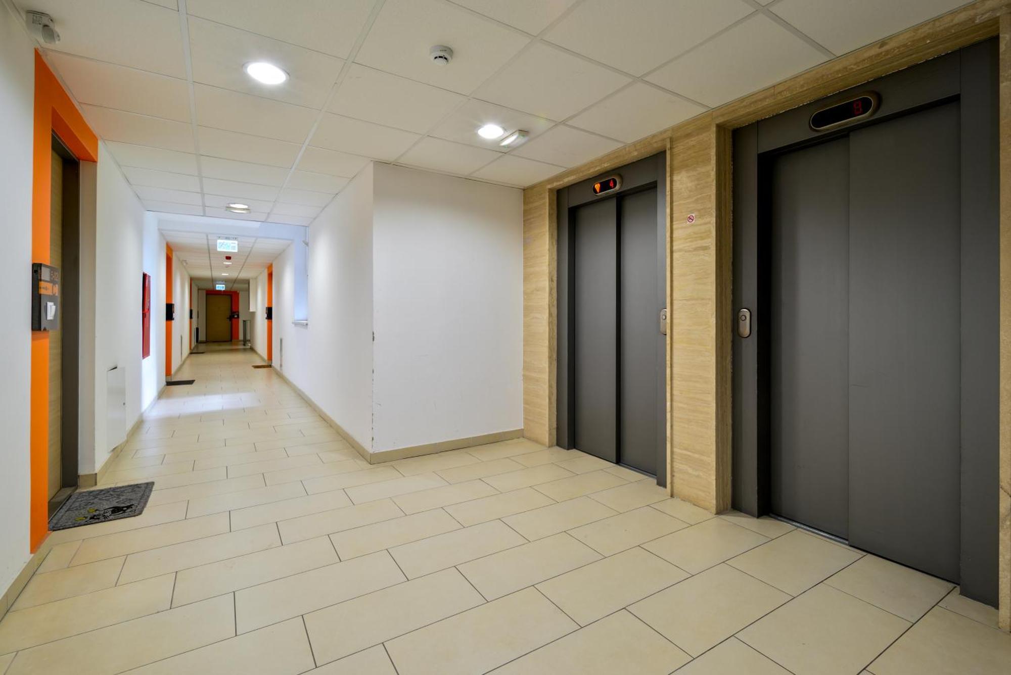 Sun Resort Residential Suite-Free Parking Garage Same Building Budapeste Exterior foto